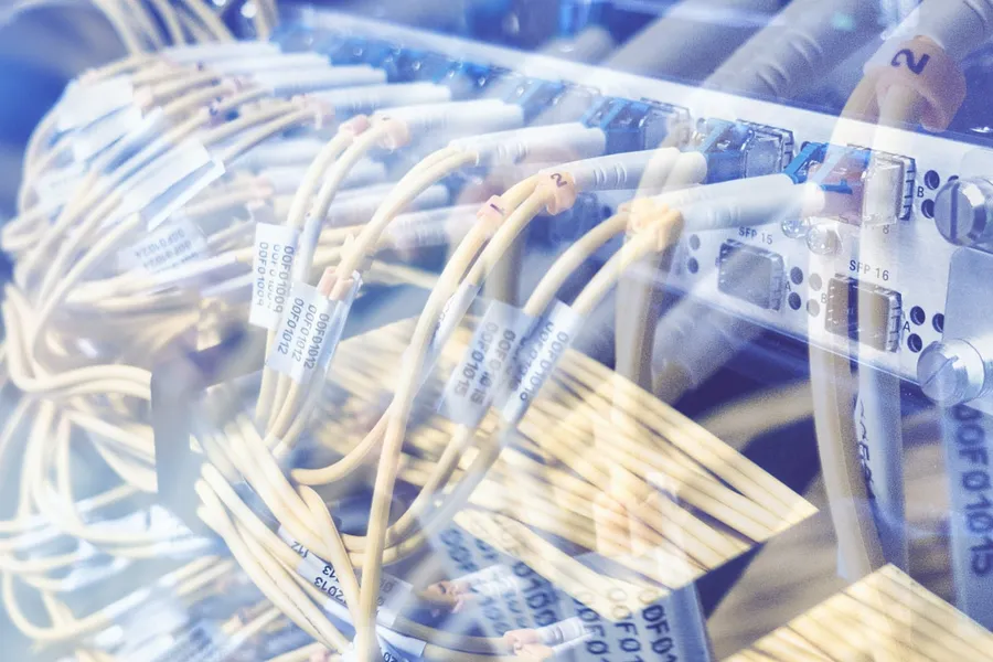 Understanding the Significance of Transceiver Qualification in Optical Networks